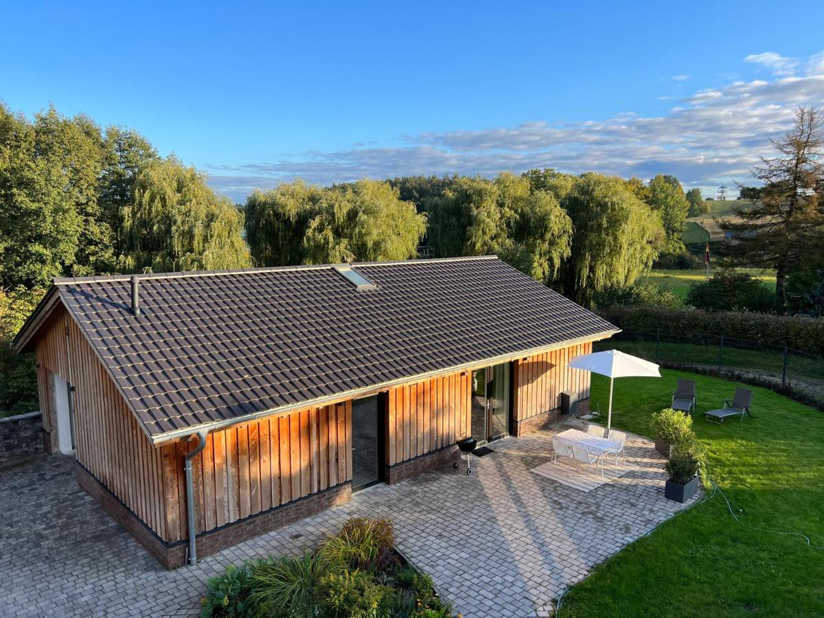 Ferienhaus Auszeit Mit Sauna Schwarz Bagian luar foto