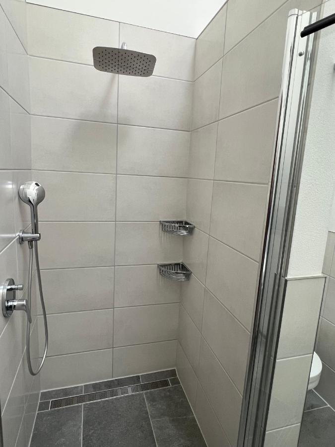 Ferienhaus Auszeit Mit Sauna Schwarz Bagian luar foto