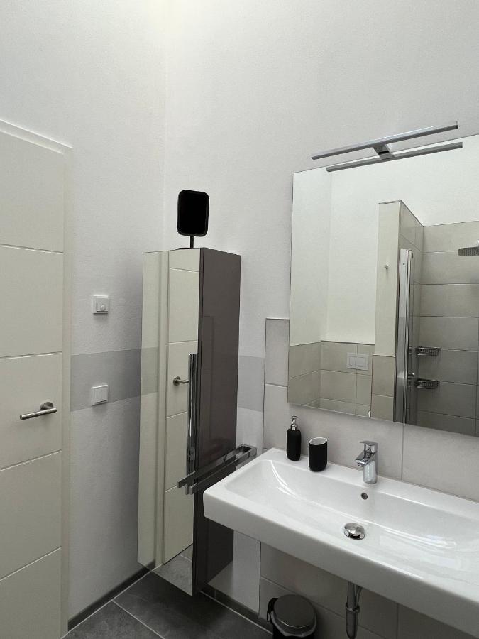 Ferienhaus Auszeit Mit Sauna Schwarz Bagian luar foto