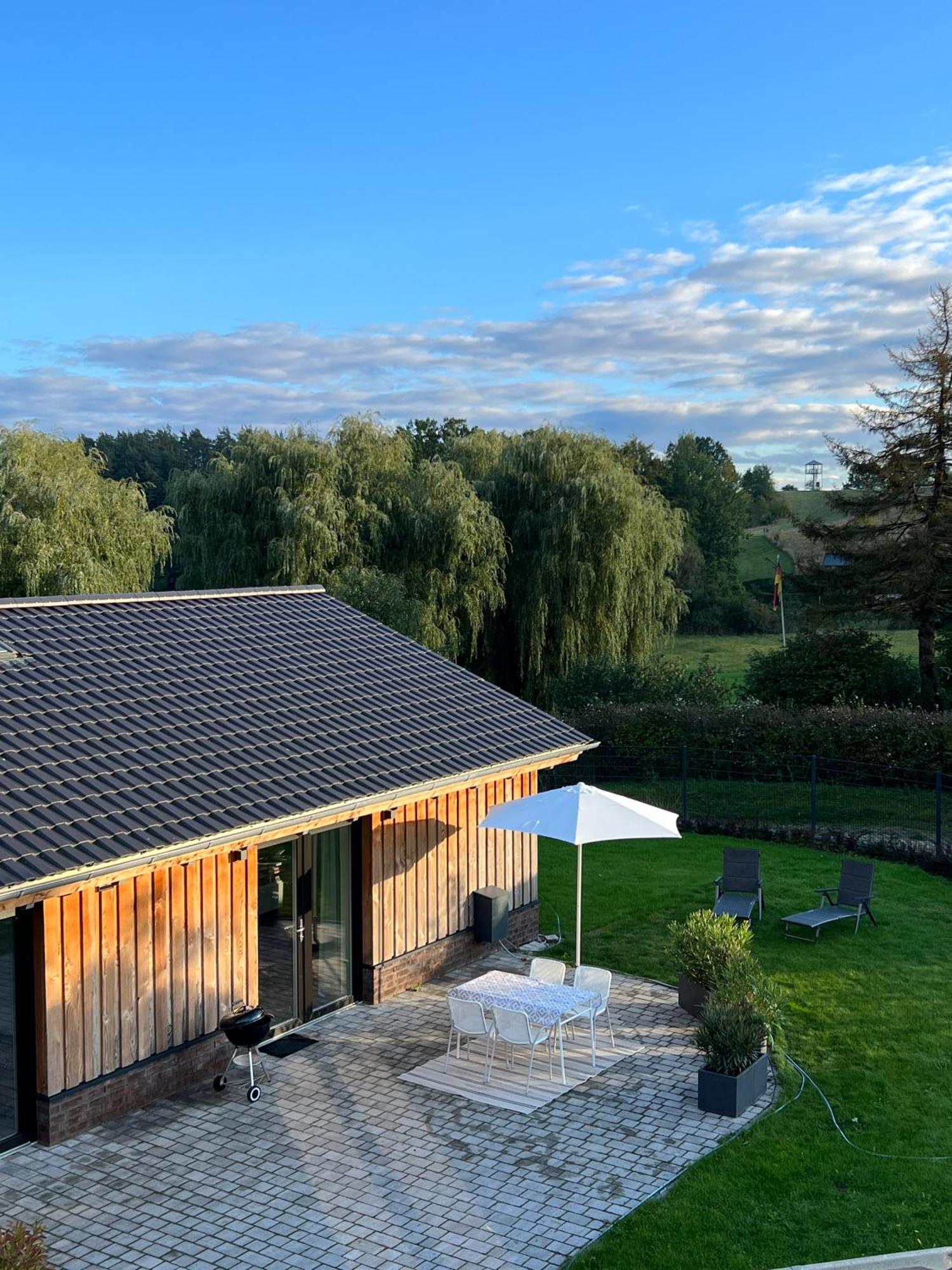 Ferienhaus Auszeit Mit Sauna Schwarz Bagian luar foto